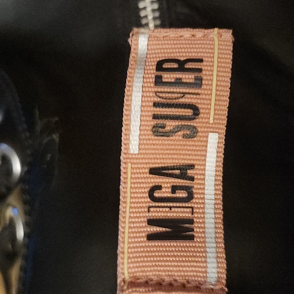 Zara kids black zip up combat boots. With studs size 38 (7) - Picture 7 of 9